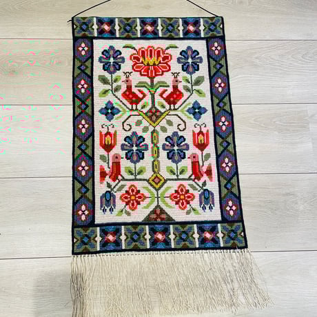北欧伝統手工芸/トヴィスト刺繍/北欧伝統柄/タペストリー/大/77cm x 42cm