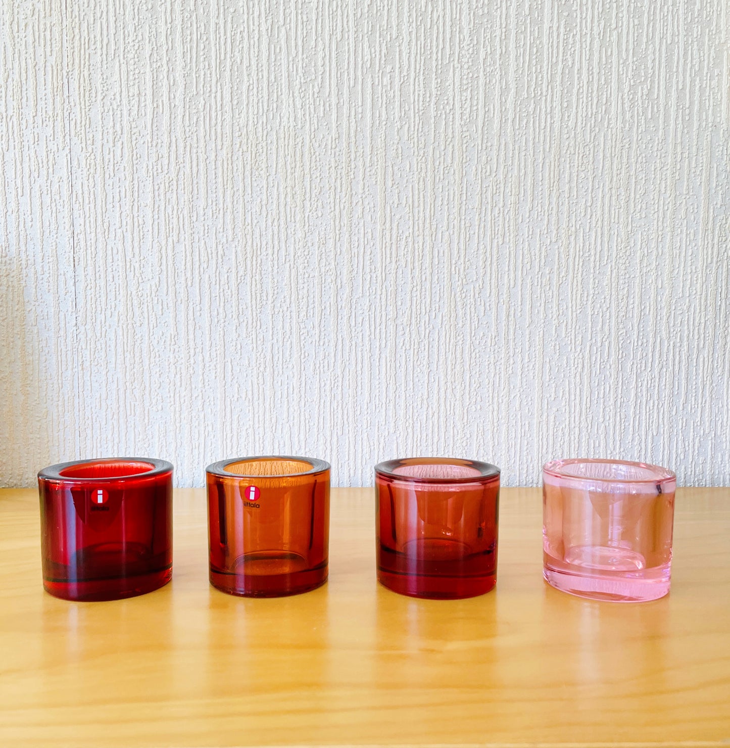 iittala/イッタラ/Kivi/キビ/キャンドルホルダー/レッドガーネット/訳あり