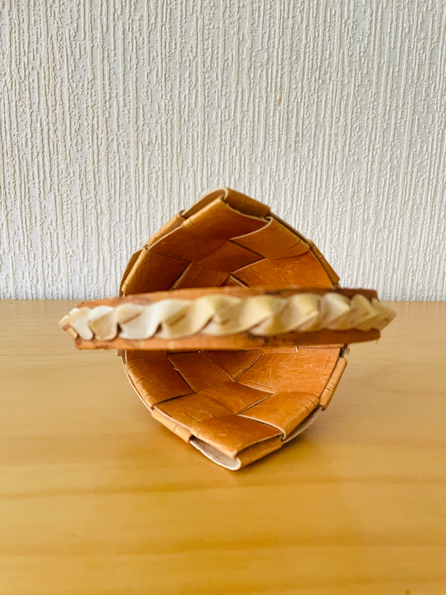北欧伝統手工芸/Näver/白樺細工/小物入れ