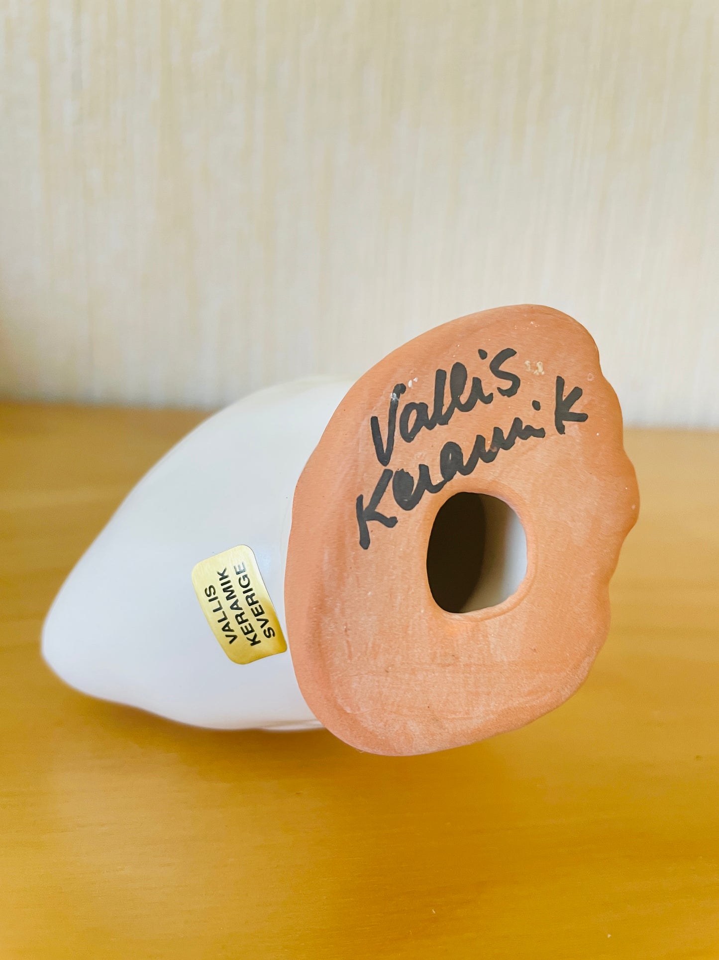 Vallis Keramik/Vallis Ceramic/The Wonderful Adventures of Nils/Nils and Morten the Goose Figurine