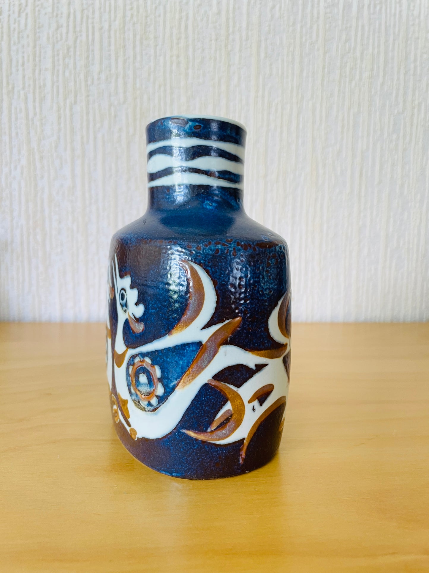 Royal Copenhagen/ロイヤルコペンハーゲン/フラワーベース/Faijance/フアイアンス/Nils Thorsson/ニルス. トーソン/Baca/バッカシリーズ/ブルーに鳥柄