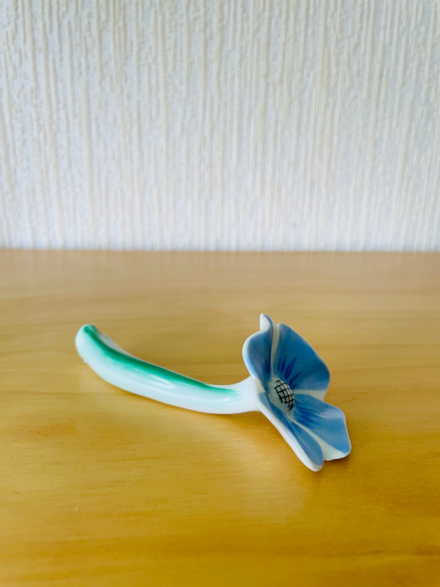 Hackefors/ハッケフオシュ/お花のカトラリーレスト/ブルー