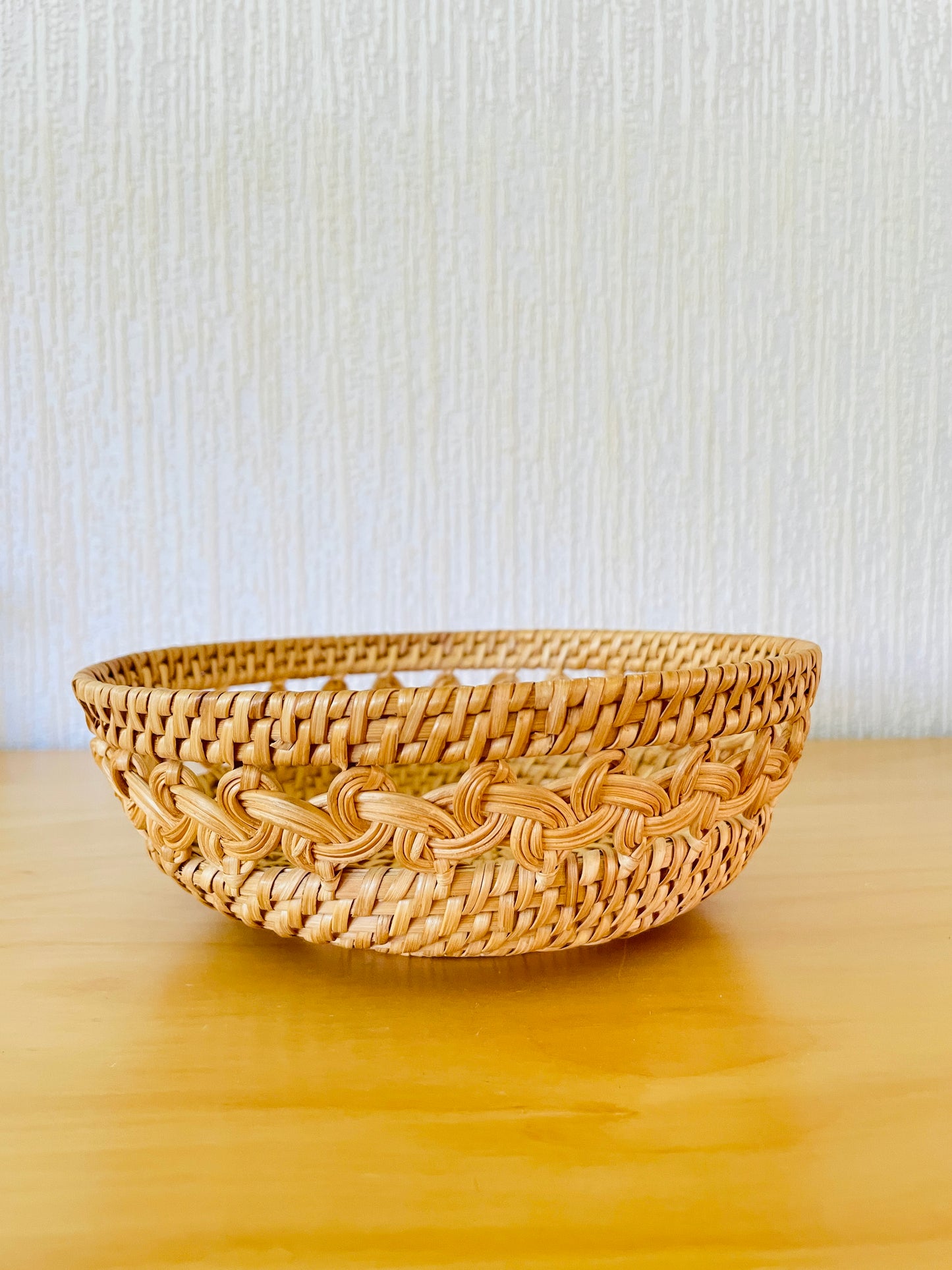 北スウエーデン伝統手工芸品/Sameslöjd Rotslöjd/サーミ伝統手工芸/Brödkorg/カゴ