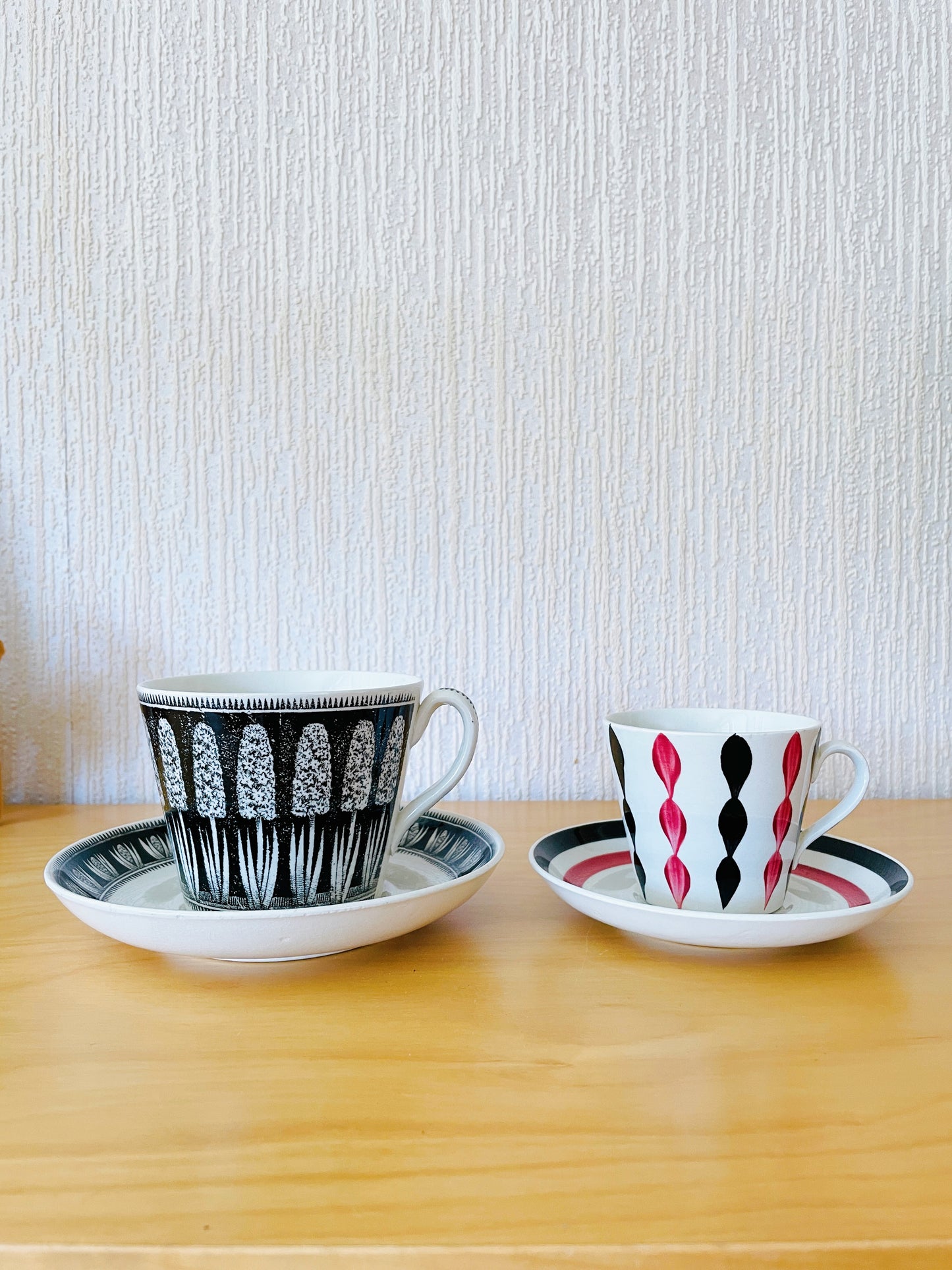 Uppsala Ekeby Gefle/ウプサラ.エケビー/ゲフレ/Hyacinth/ヒヤシンス/モーニングカップ&ソーサー/ブラック