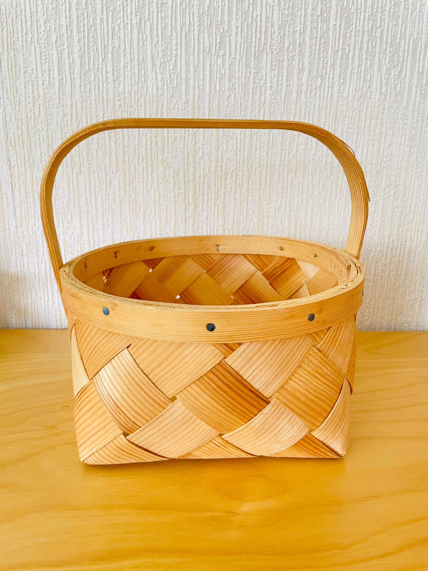 北欧伝統手工芸品/Spånkorg/スポンコリ/シングルハンドル
