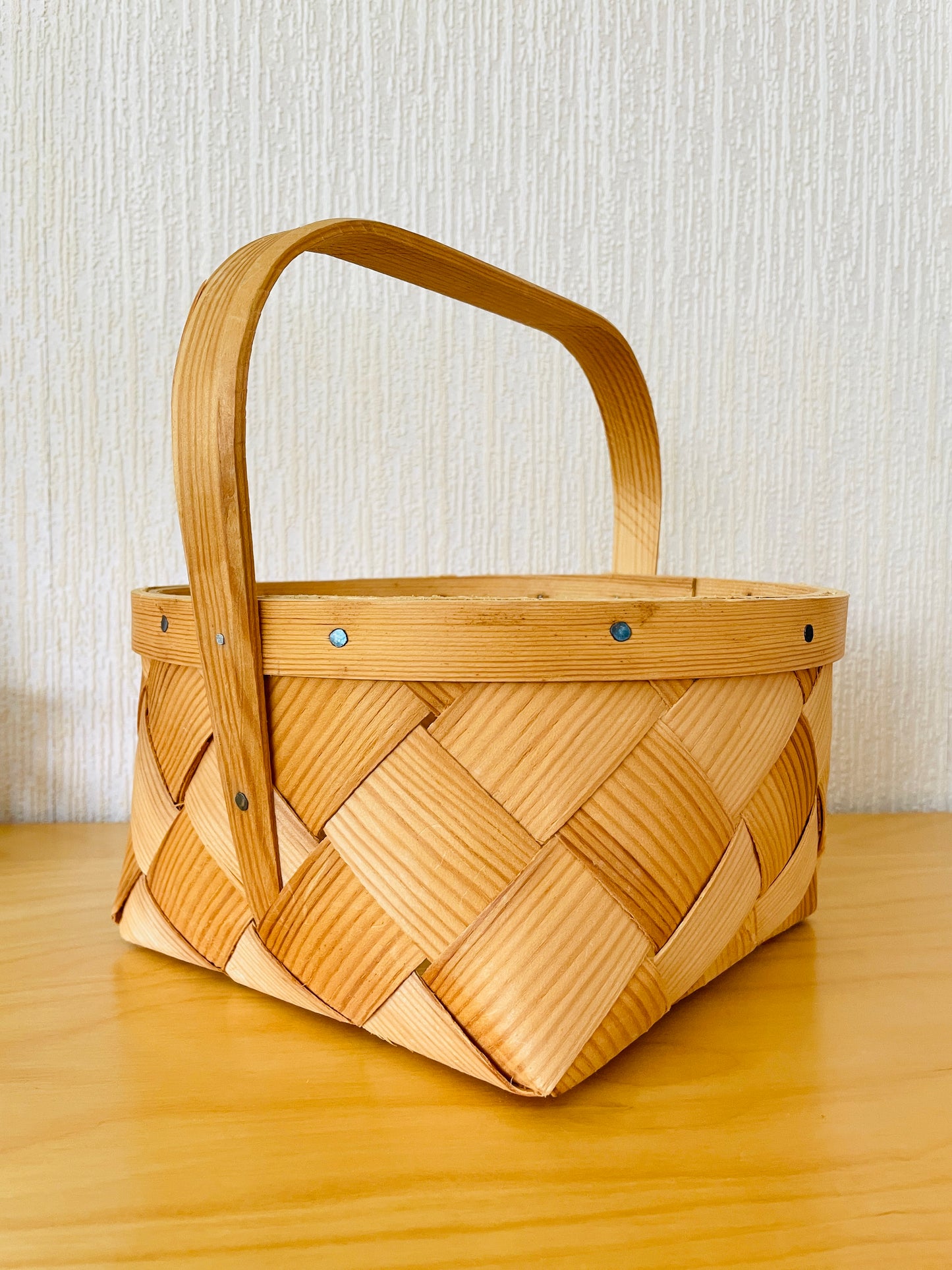 北欧伝統手工芸品/Spånkorg/スポンコリ/シングルハンドル