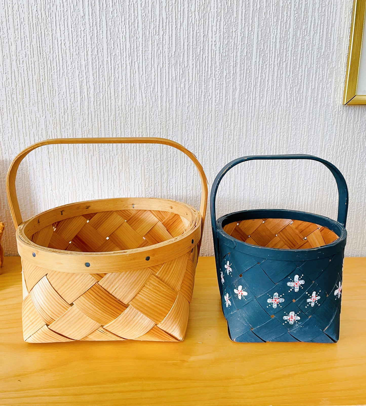 北欧伝統手工芸品/Spånkorg/Våmhus/ボームフース/スポンコリハンドペイント