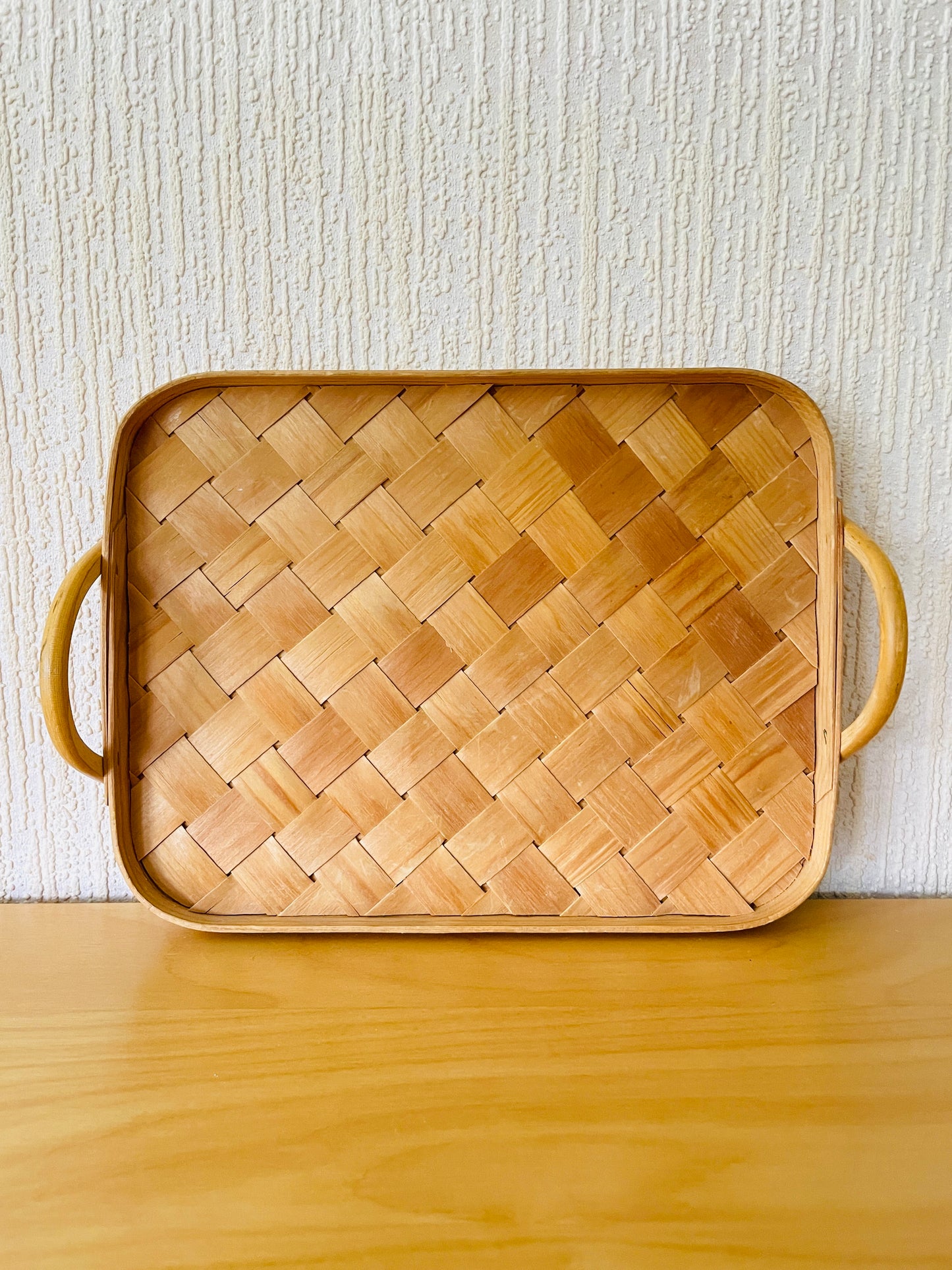 北欧伝統手工芸/Spånbricka/スポンブリッカ/Våmhus/ボームフース/両ハンドル付きトレイ