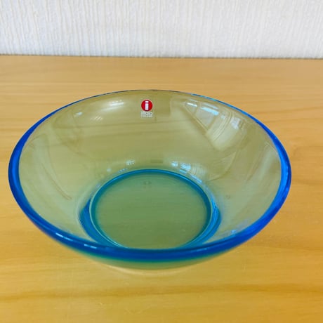 iittala/イッタラ/フルーツボウル/Kerttu Numminen/ケルトゥ.ヌイミネン/ライトブルー