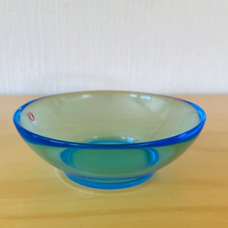 iittala/イッタラ/フルーツボウル/Kerttu Numminen/ケルトゥ.ヌイミネン/ライトブルー