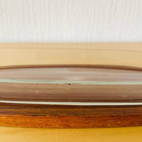 チークとガラスのオーバル型ディッシュトレイ
