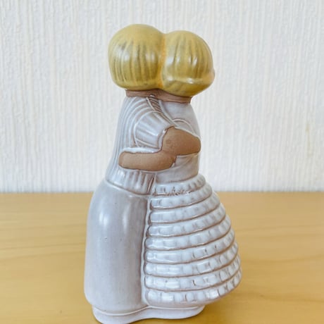 Jie Gantofta/ジィ ガントフタ/Krammen/ハグ/女の子と男のフイギュア