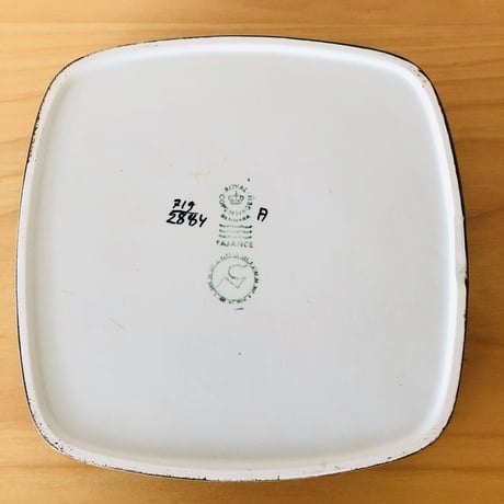 Royal Copenhagen/ロイヤルコペンハーゲン/Baca/バッカ/Nils Thorson/ニルス.トーソン‘スクウエアトレイ/22cm x22xm/L-サイズ
