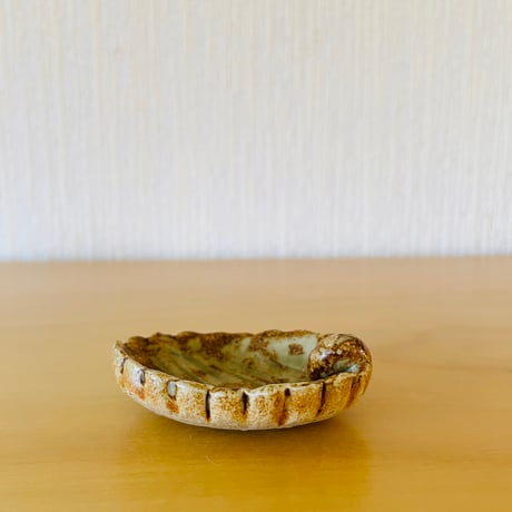 Rutebo Keramik/ルーテボー セラミック/葉っぱの豆皿
