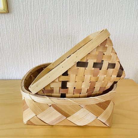 北欧伝統手工芸品/Spånkorg/スポンコリ/スクエア/大