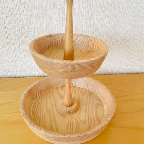 Svensk Hemslöjd/北欧伝統手工芸品/Kakor Ställ/焼き菓子用スタンド/2段/木製