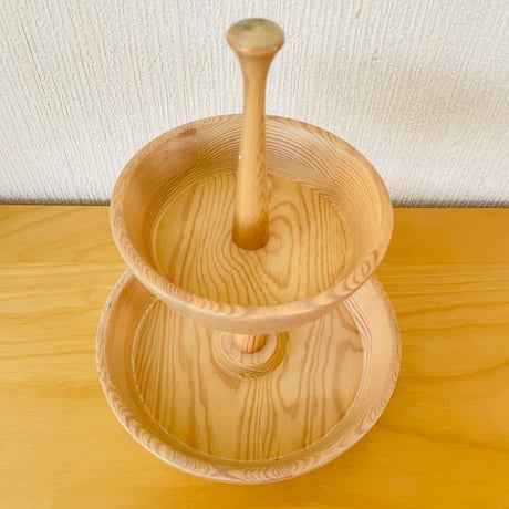 Svensk Hemslöjd/北欧伝統手工芸品/Kakor Ställ/焼き菓子用スタンド/2段/木製