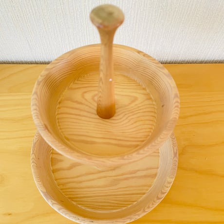 Svensk Hemslöjd/北欧伝統手工芸品/Kakor Ställ/焼き菓子用スタンド/2段/木製