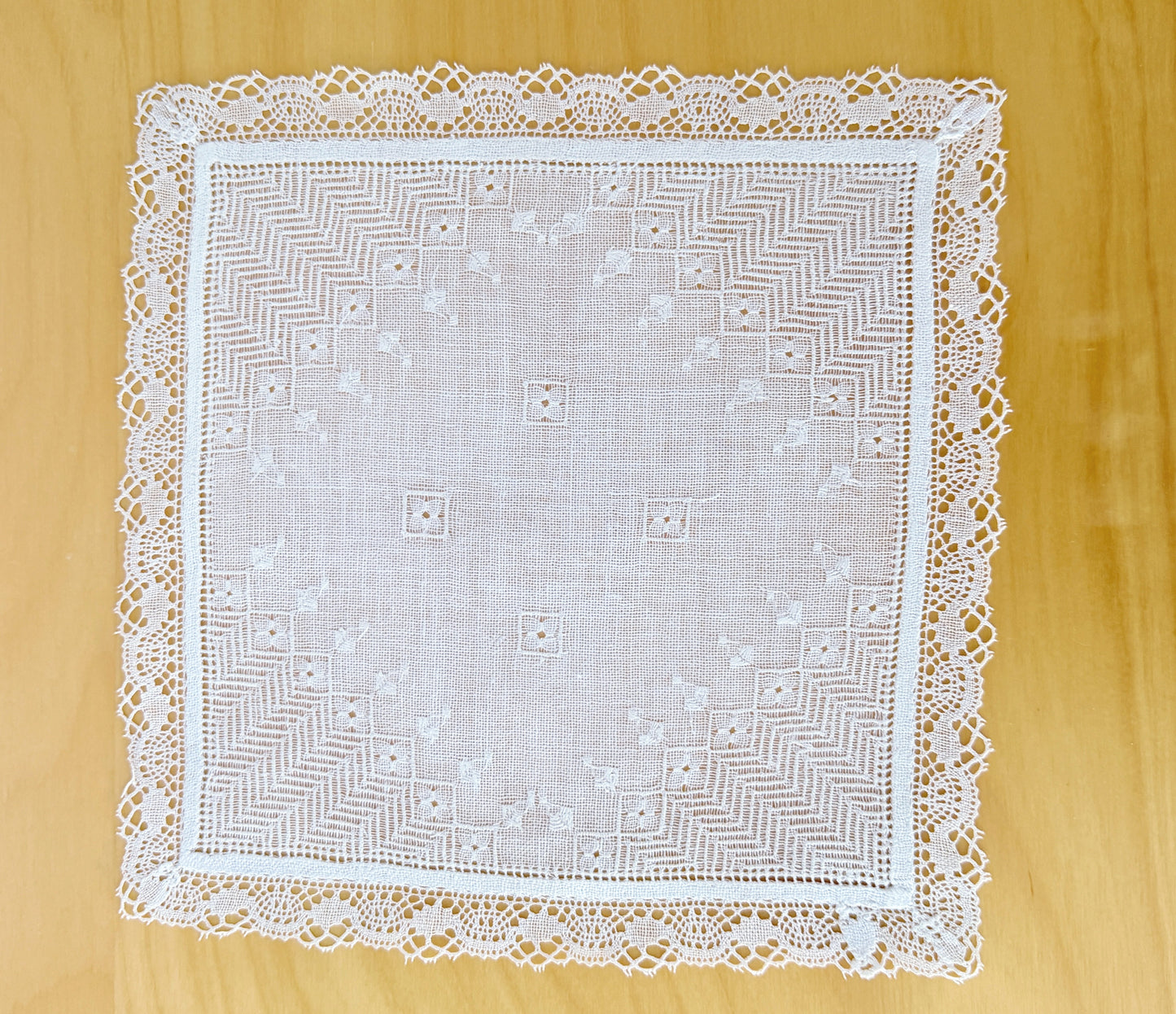Vintage Lace/Set of 2