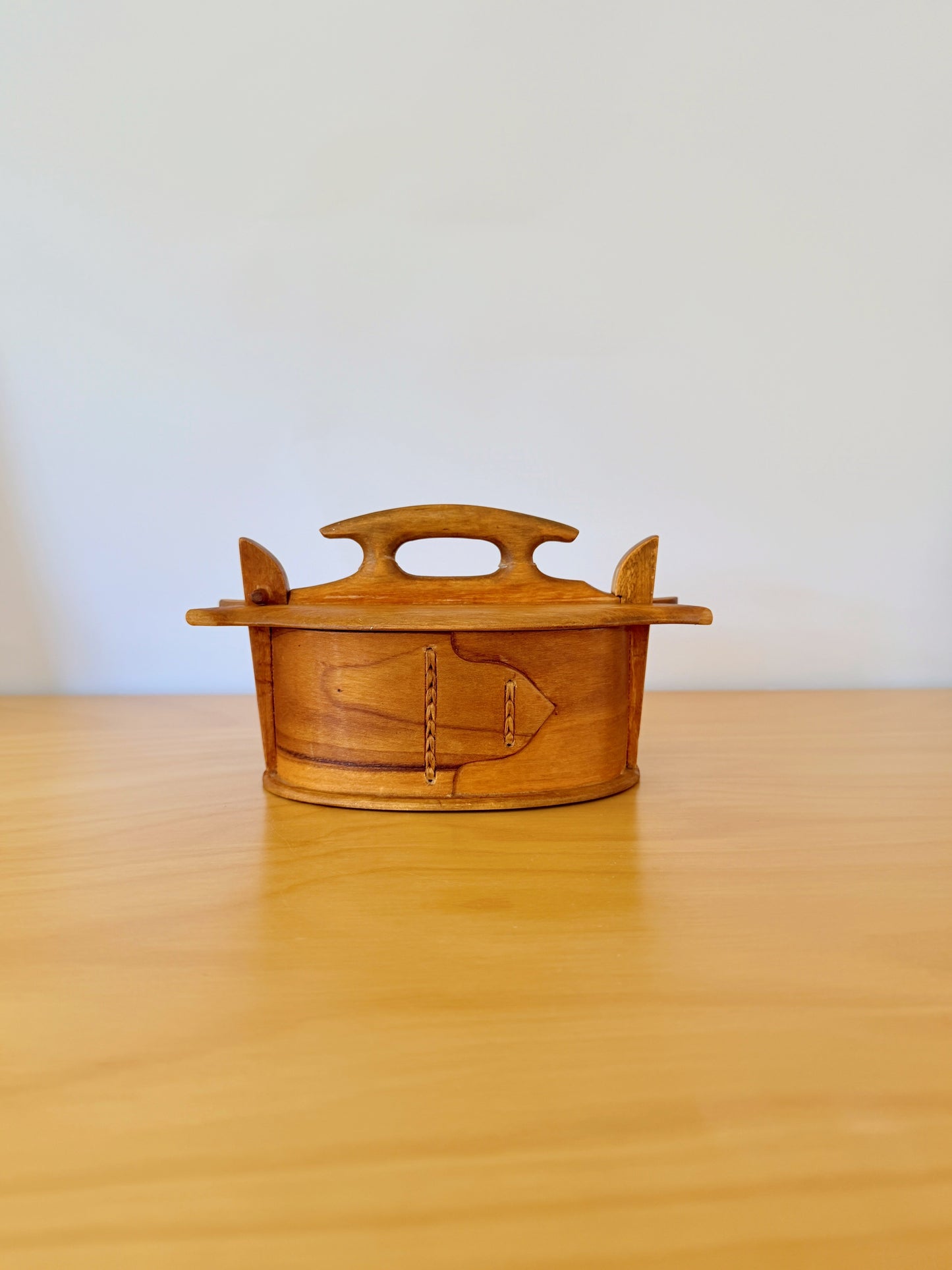 Nordic Traditional Craft / Svepask / Svep / Lidded Wooden Box