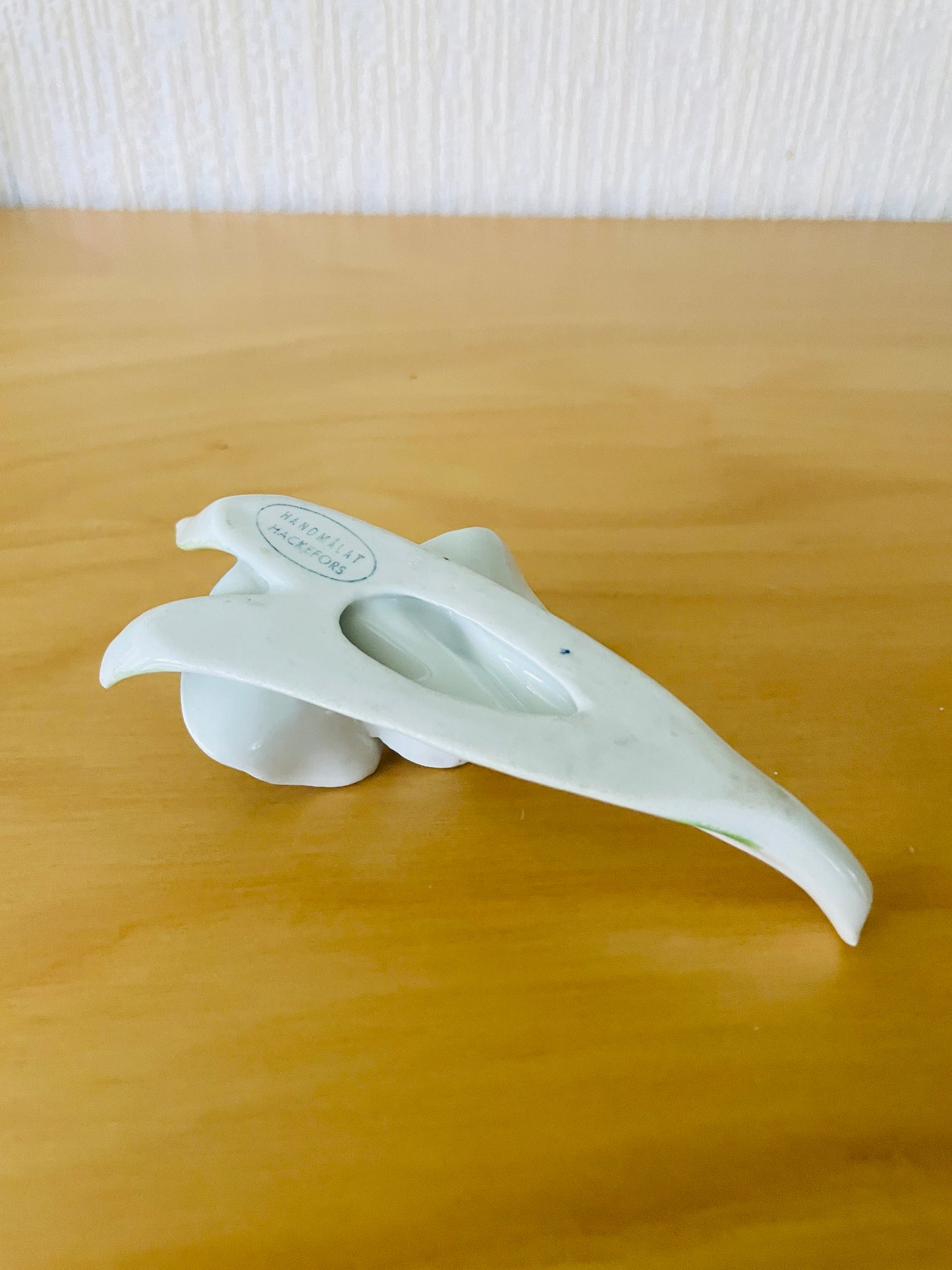 Hackefors/ハッケフォシュ/お花のカトラリーレスト/淡いブルー/ダブルのお花/訳あり