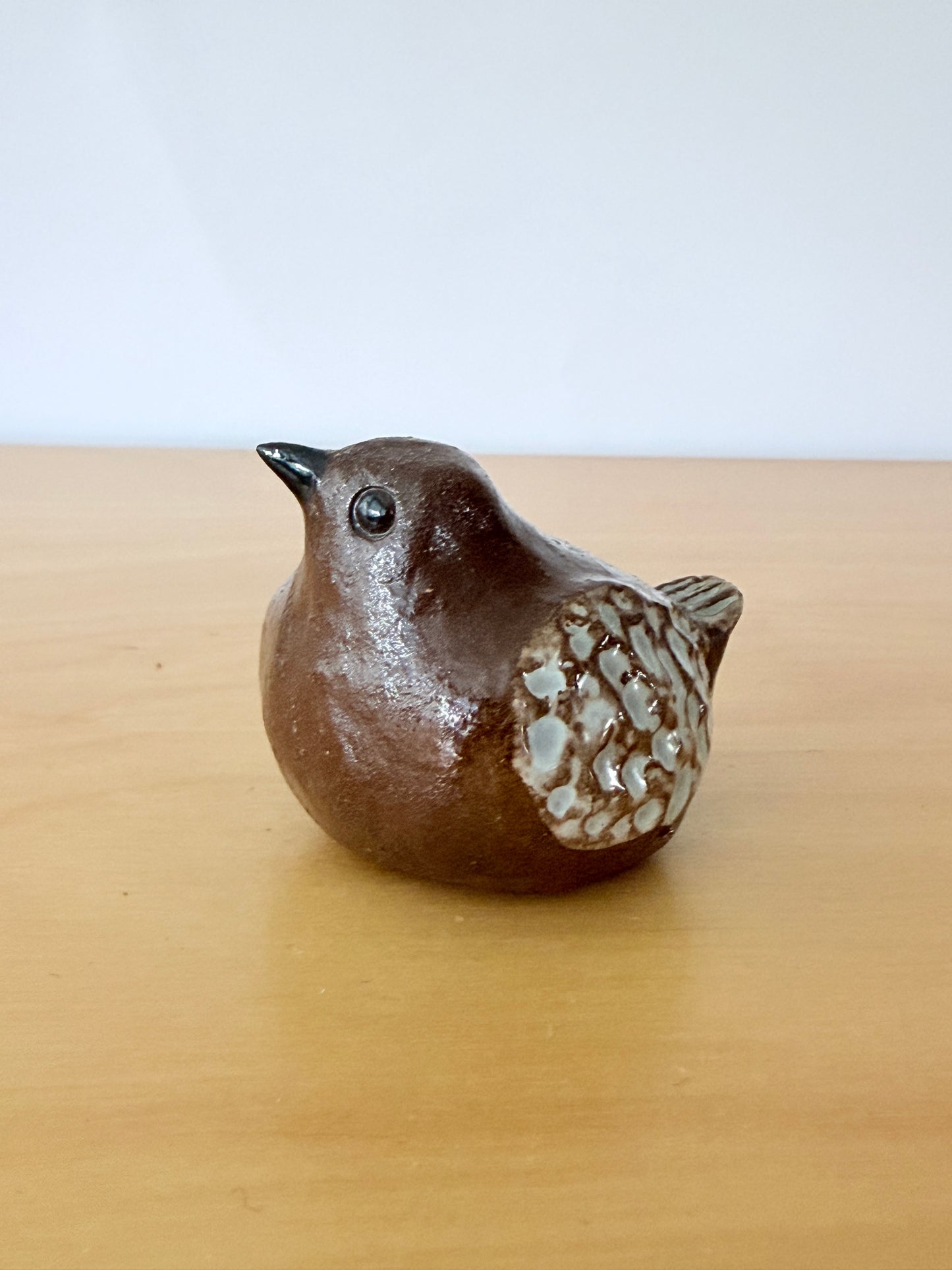 Trosa Keramik/Bengt Wall/Bird Figurine/Downward Tail