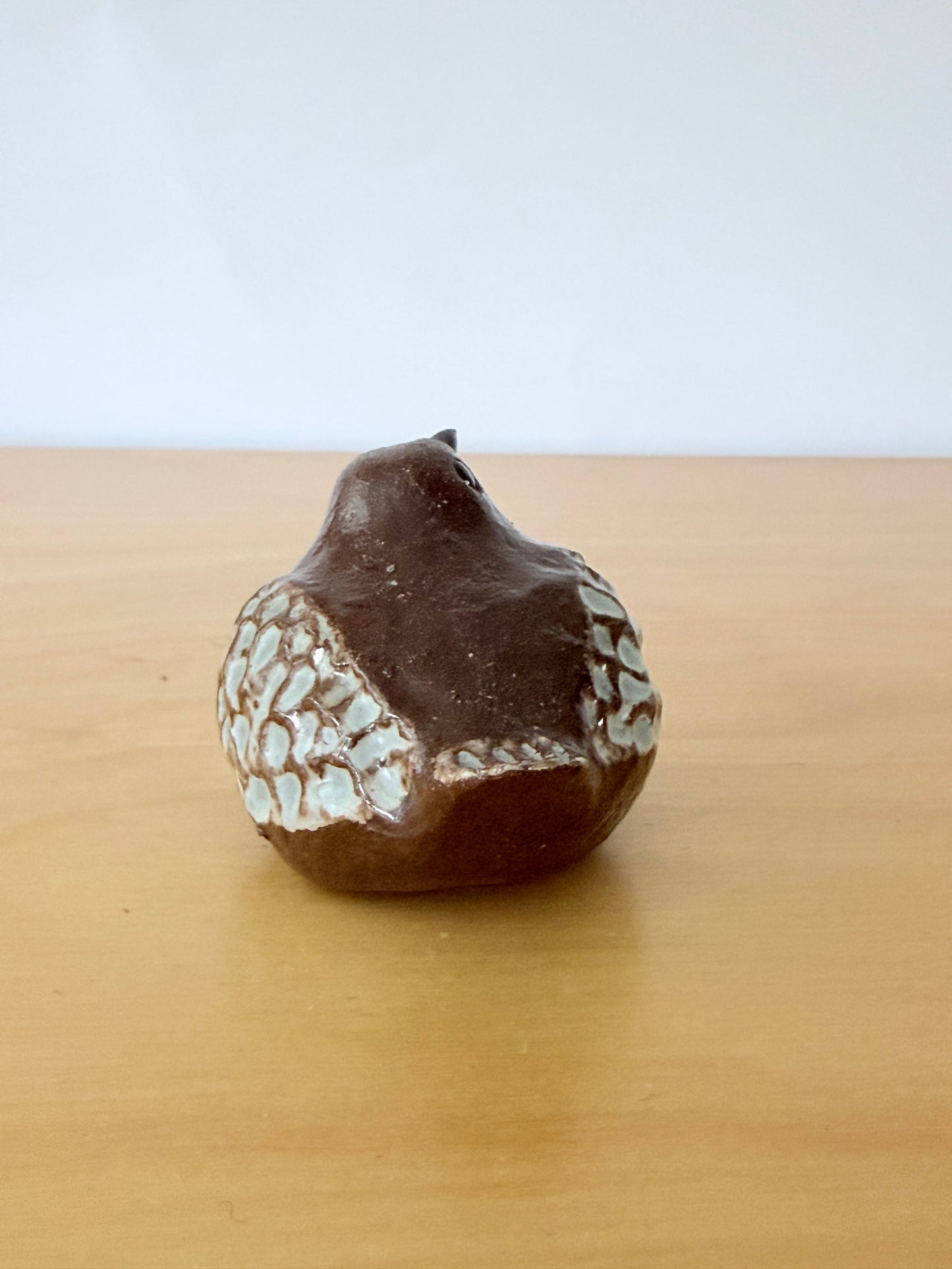 Trosa Keramik/Bengt Wall/Bird Figurine/Downward Tail