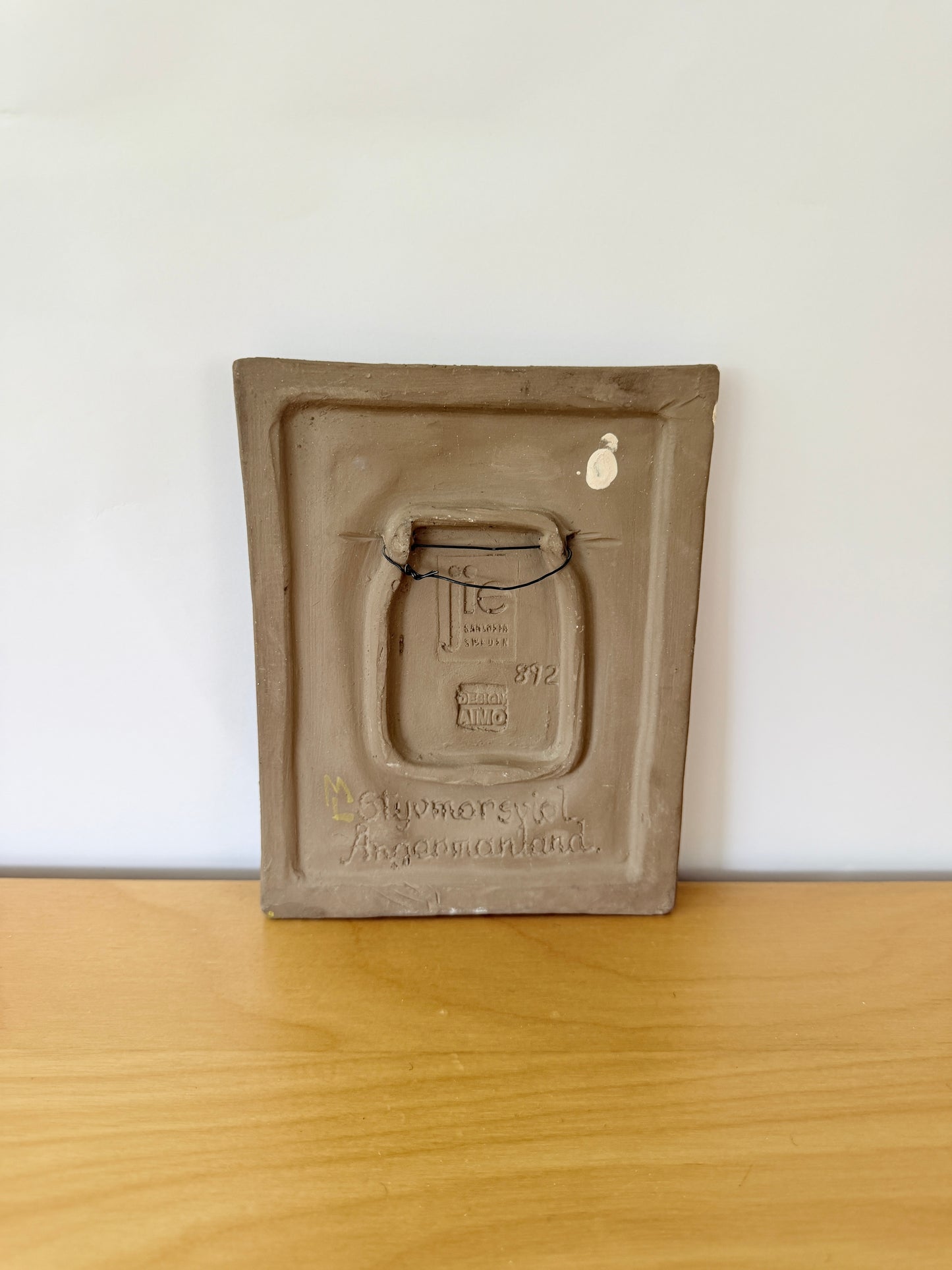 Jie Gantofta/Jie Gantofta/Ceramic Plaque/Viola