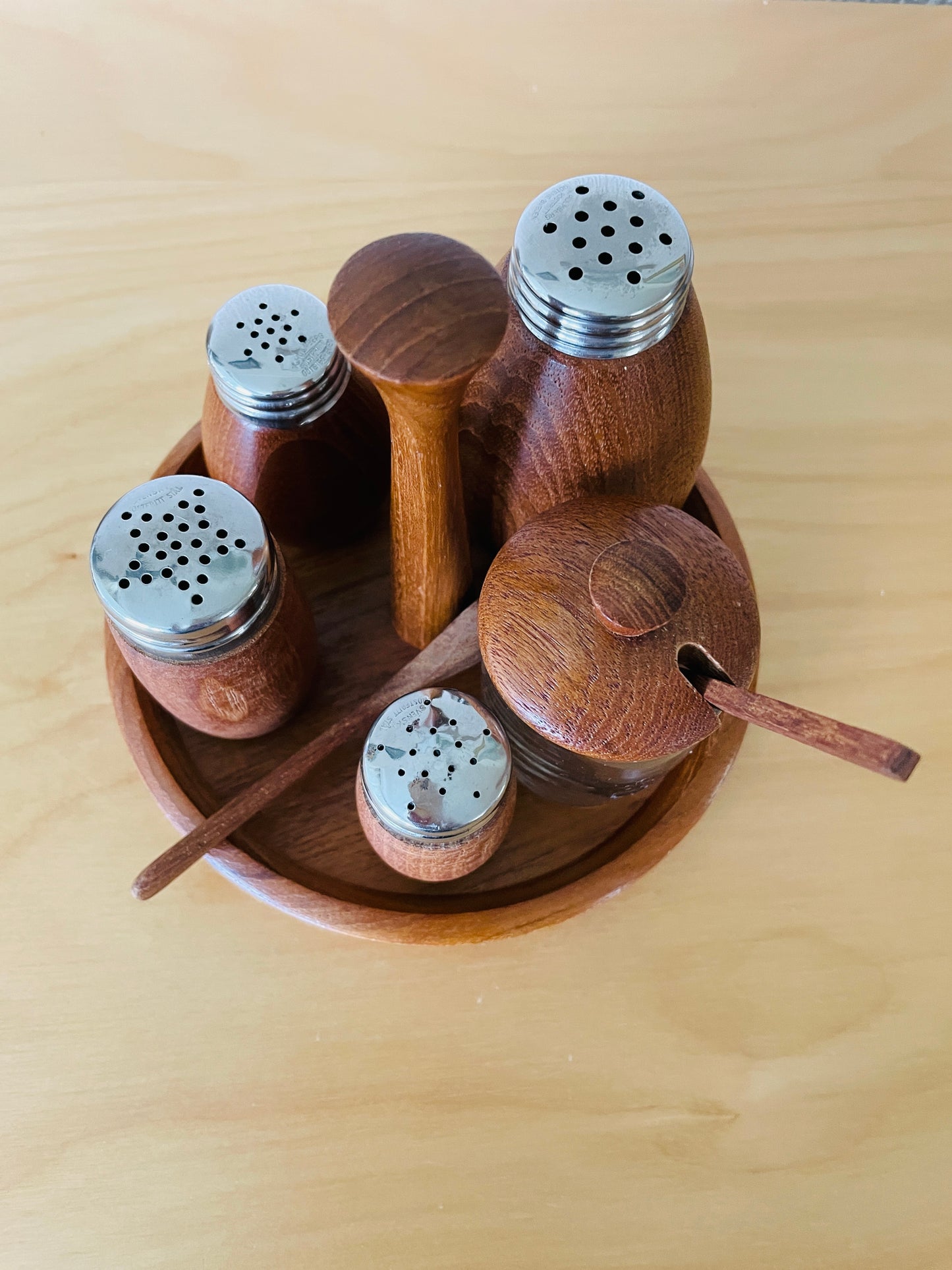 Karl Holmberg/カール.ホルムベリ/卓上スパイスポットセット/持ち手ハンドル付き