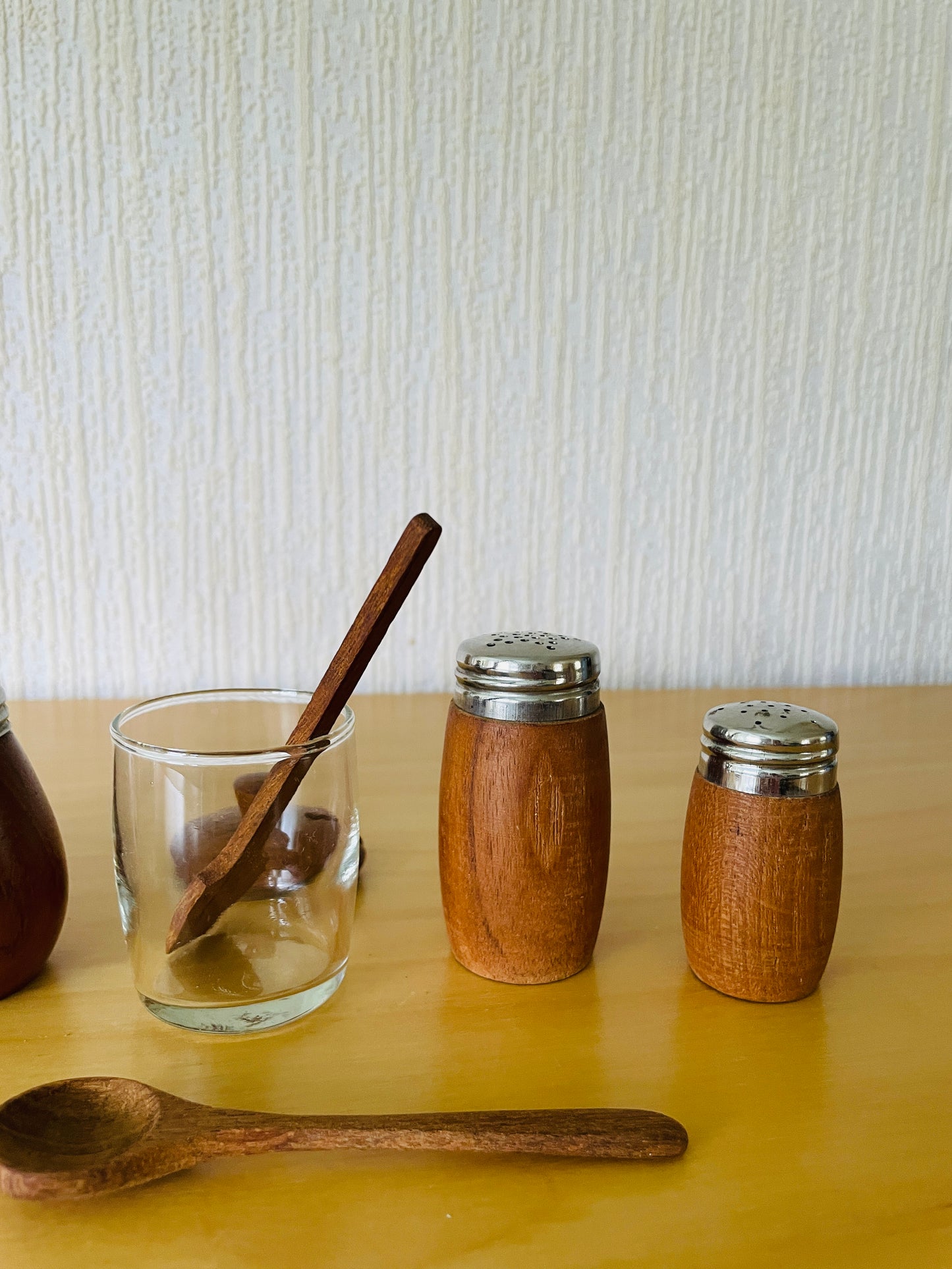 Karl Holmberg/カール.ホルムベリ/卓上スパイスポットセット/持ち手ハンドル付き