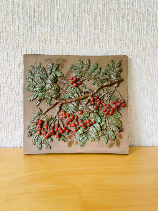 Jie Gantofta/ジィ ガントフタ/陶板/Rönnbär/西洋ナナカマド/大判