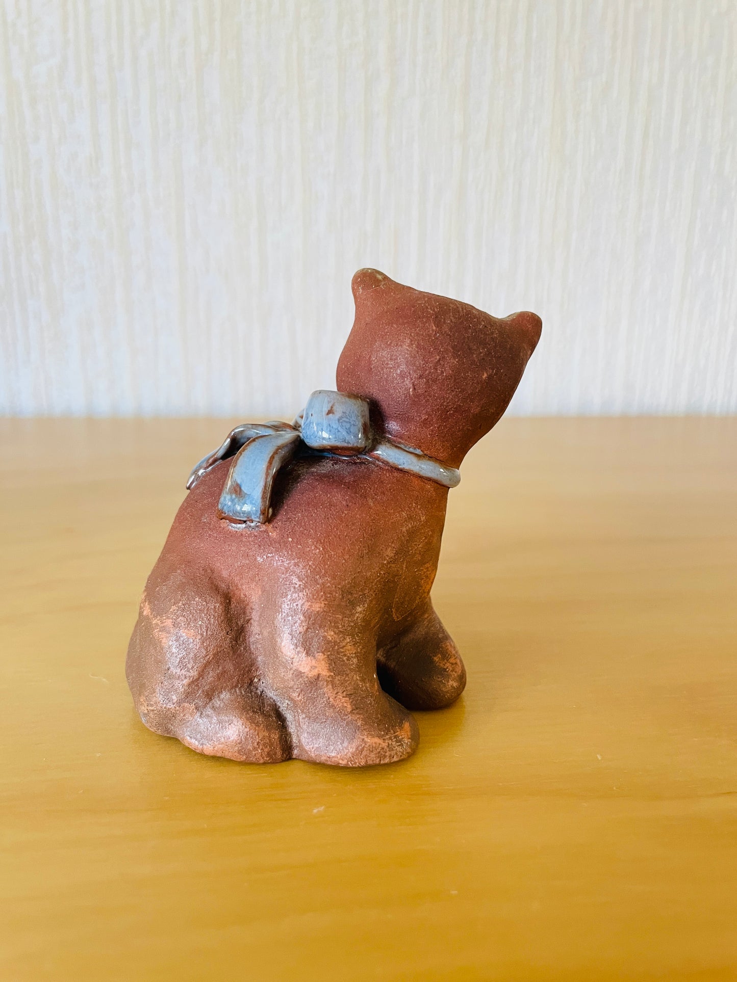 Rutebo Leksand/ルーテボー/レイクサンド/ブルーのリボンを付けたネコちゃん