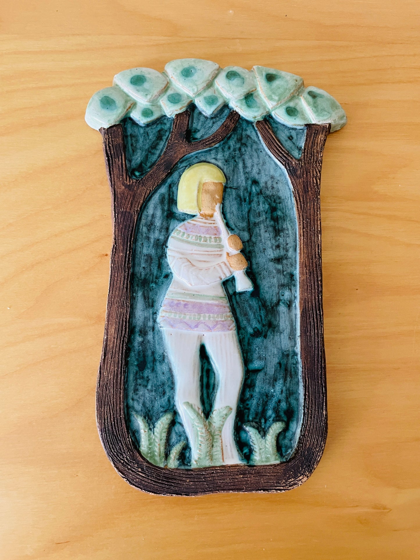 Irma Yourstone/イルマ.ユーストーン/陶板/森の中で笛を吹く王子さま/中サイズ