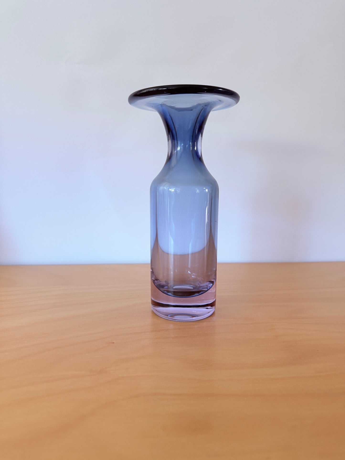 iittala/イッタラ/Tapio Wirkkala/タピオ.ヴィルカーラ/ベース型アートピース/3539/アメジストxブルー