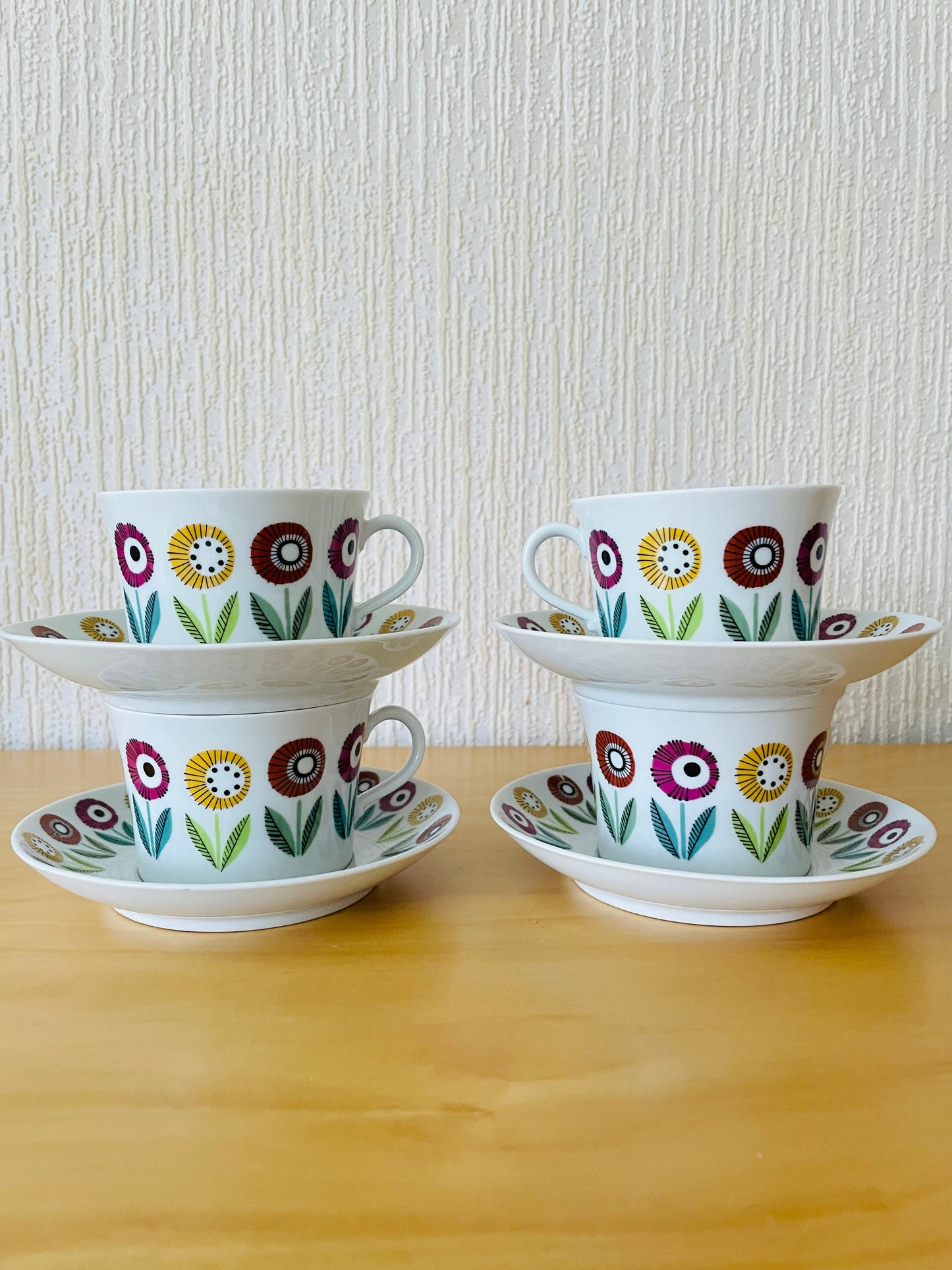 Uppsala Ekeby Karlskrona/ウプサラエケヴィー カールスクローナ/Bellis/ベリス/カップ&ソーサー