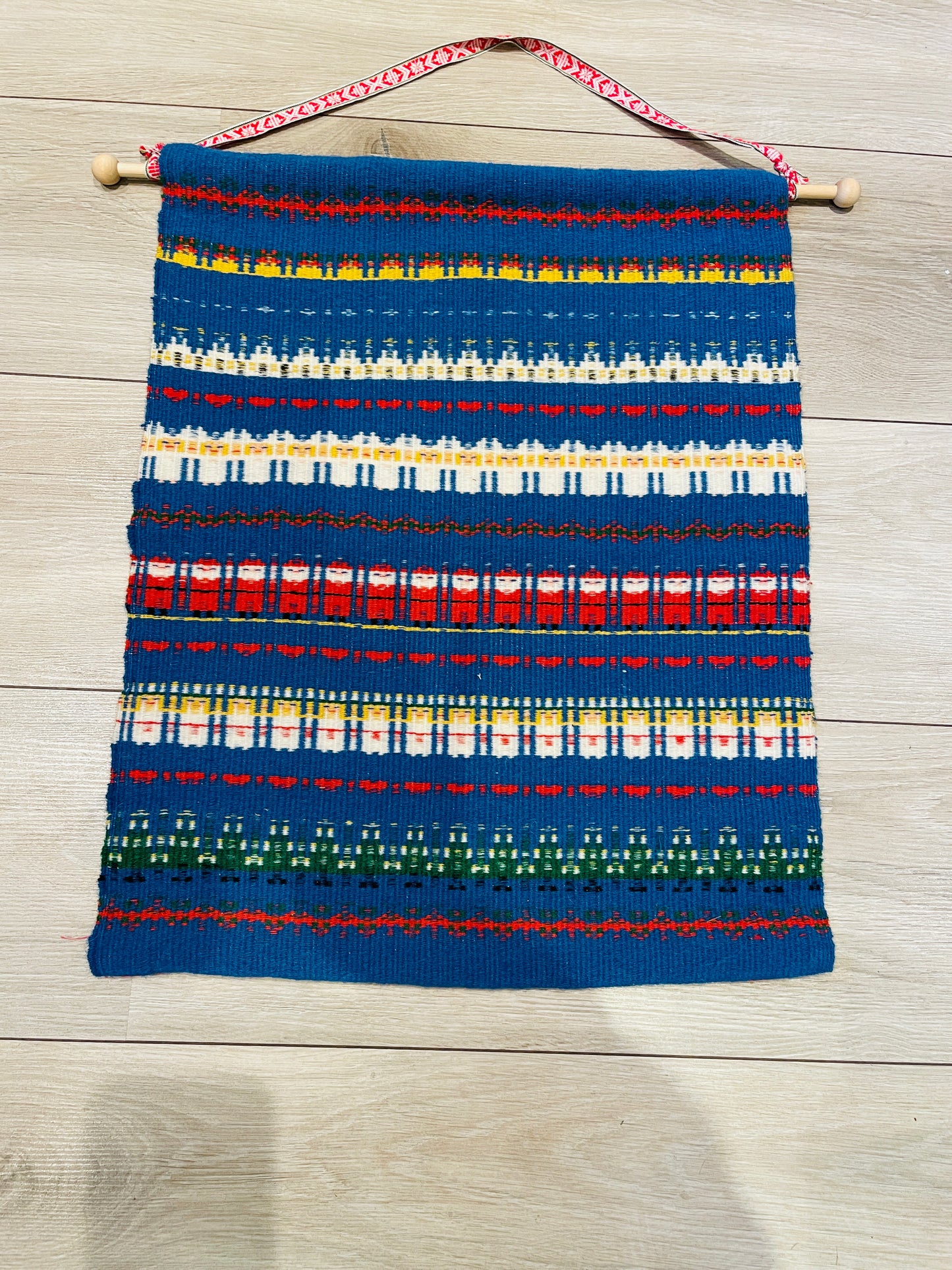 北欧伝統織物/タペストリー/Bunden Rosengang/ブンデン.ローゼンガング織