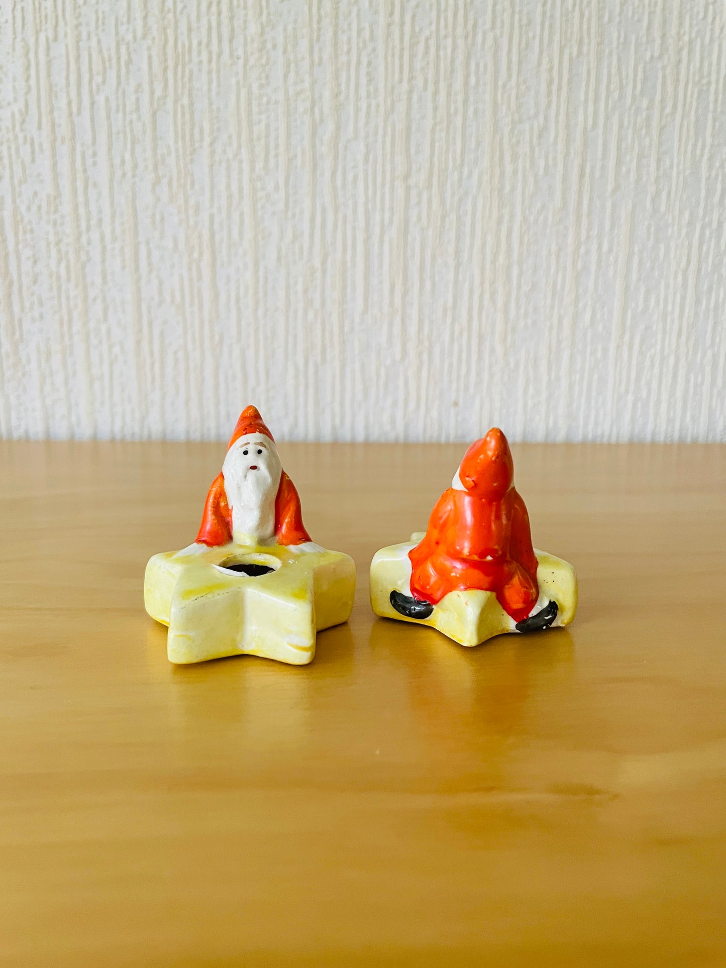 北欧のクリスマス/キャンドルスタンド/お星様にまたがっているサンタさん