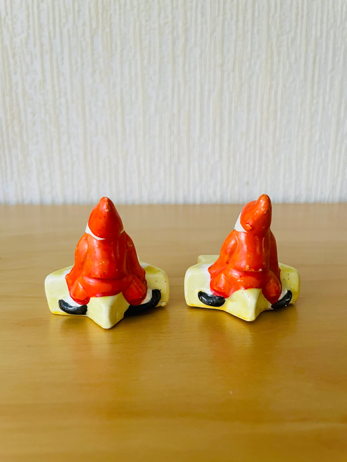 北欧のクリスマス/キャンドルスタンド/お星様にまたがっているサンタさん