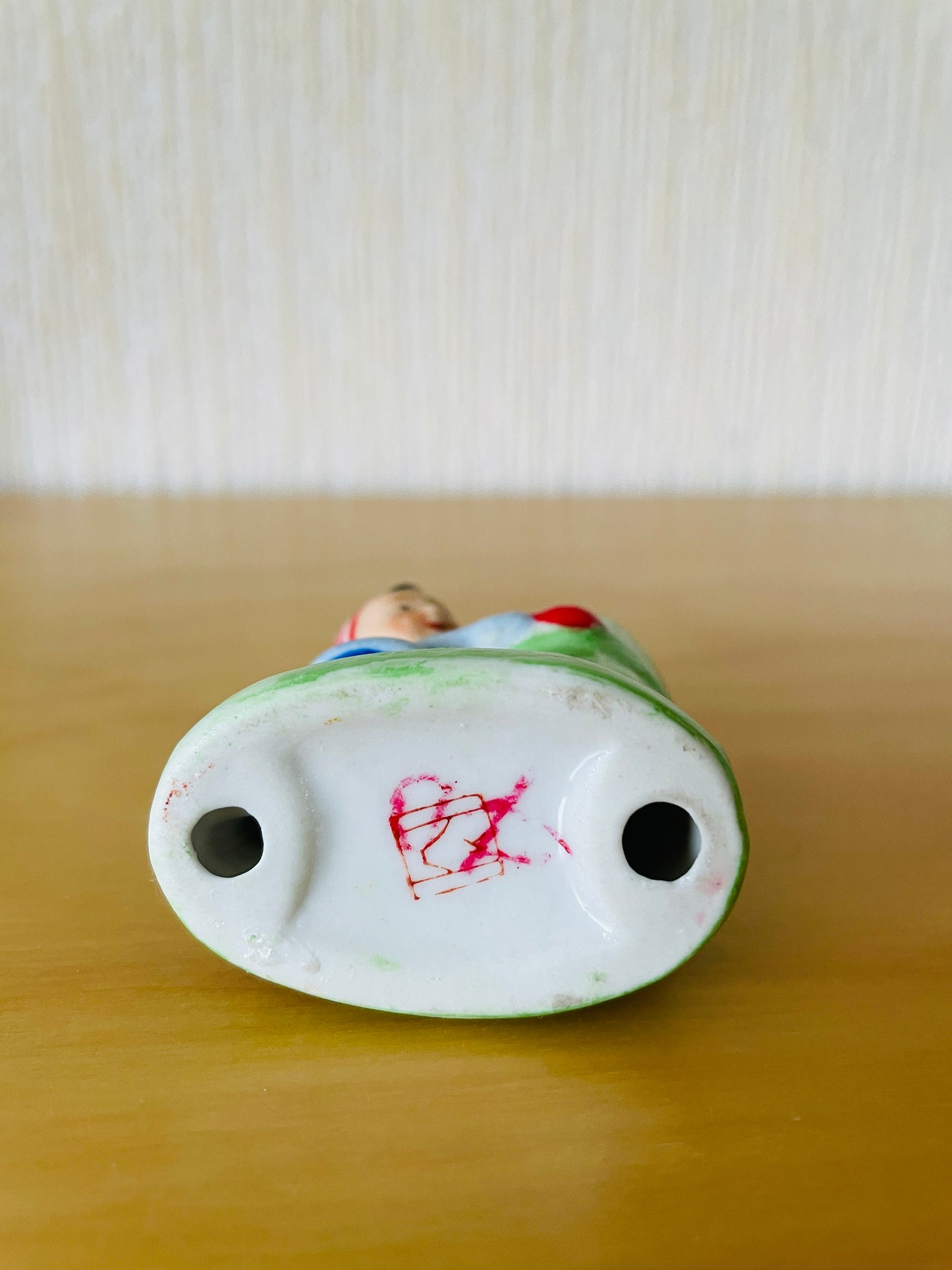 北欧のクリスマス/キャンドルスタンド/男の子とツリー