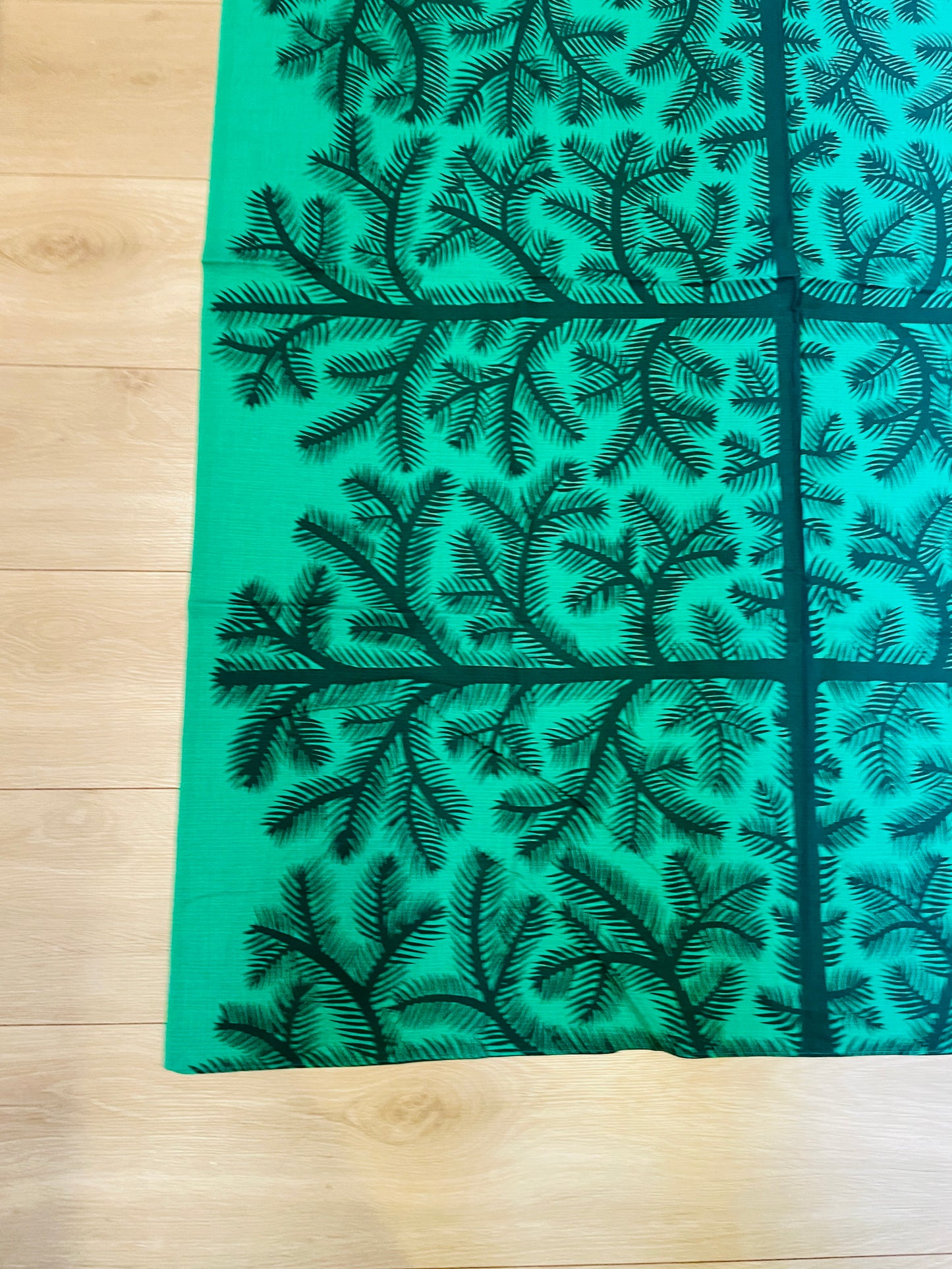 北欧のクリスマス/ヴィンテージテキスタイル/Ulla Ericson/もみの木のテーブルクロス