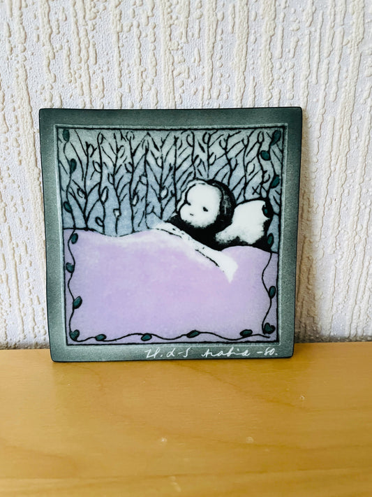 Arabia/アラビア/Atlje/アトリエ/Helja Liukko-Sundsröm/ヘルヤ.リウッコ-スンストローム/寝顔の可愛い女の子