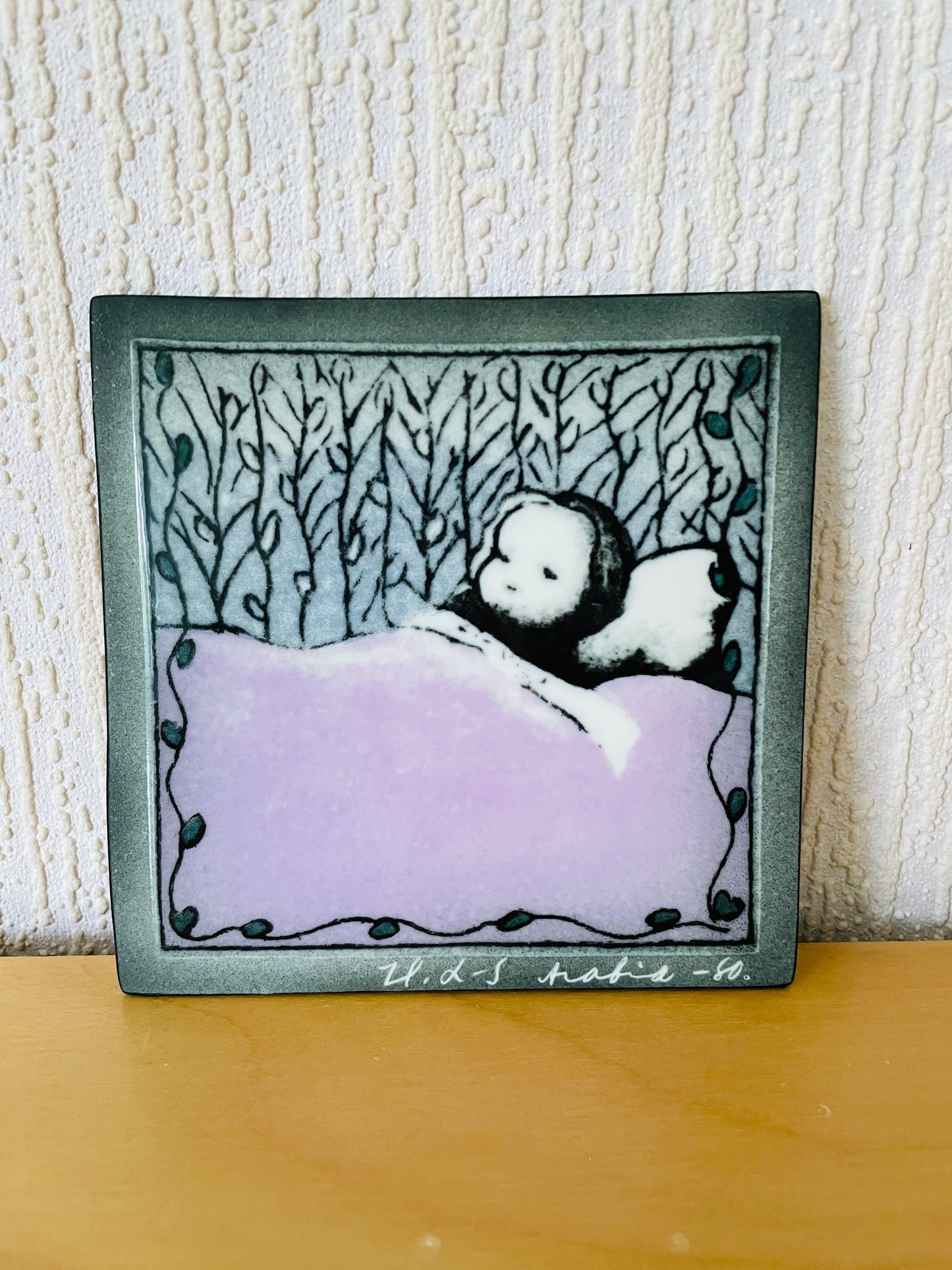 Arabia/アラビア/Atlje/アトリエ/Helja Liukko-Sundsröm/ヘルヤ.リウッコ-スンストローム/寝顔の可愛い女の子