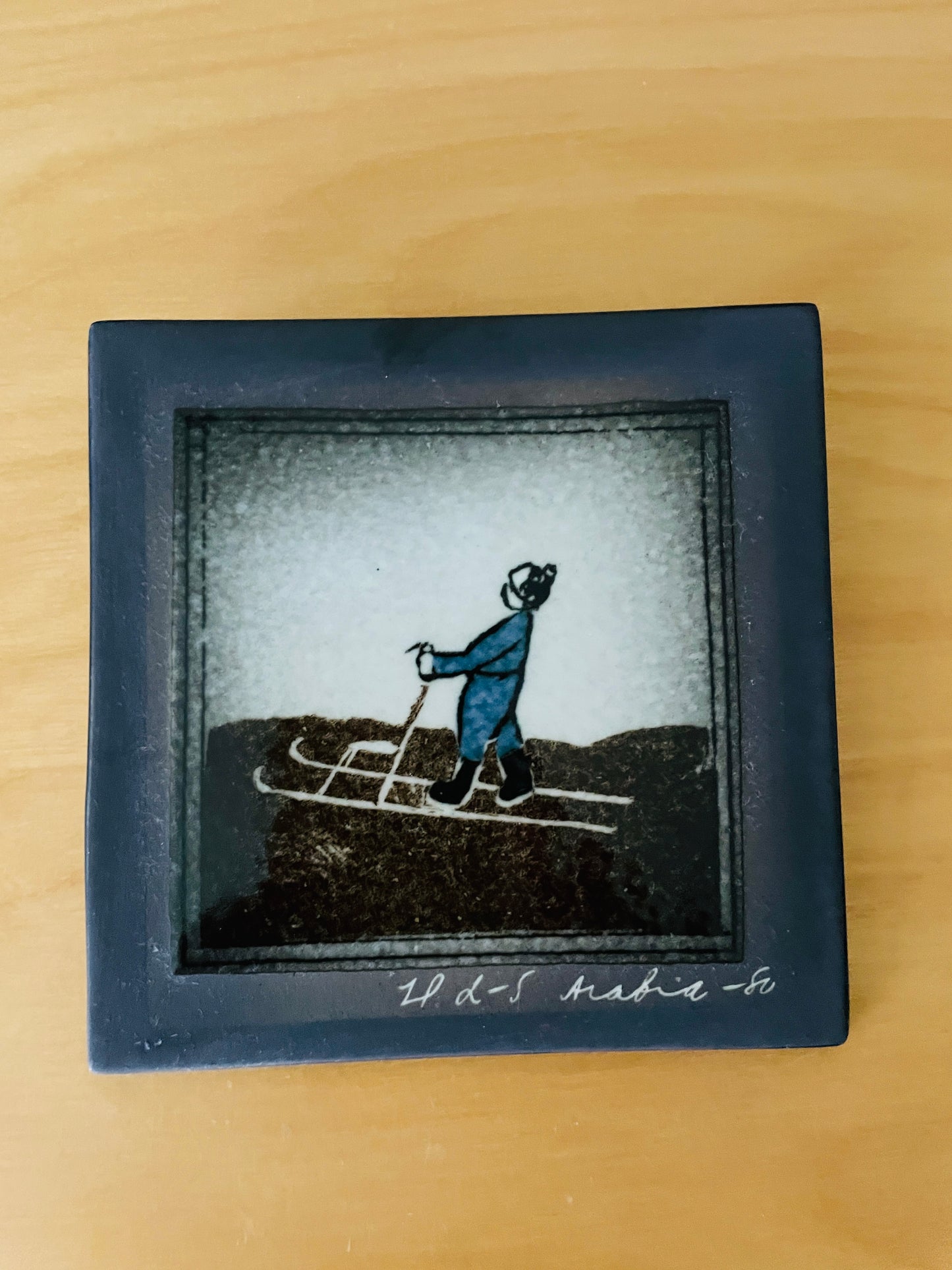 Arabia/アラビアAtrje/アトリエ/Helja Liukko-Sundström/ヘルヤリウッコ-スンストローム/陶板/スキーをする人