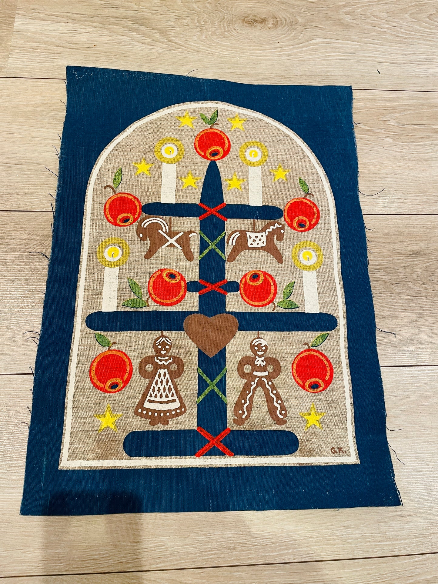 北欧のクリスマス/タペストリー/Papperkakor gubbe & gumma/キャンドルスタンドとペッパーコーカ