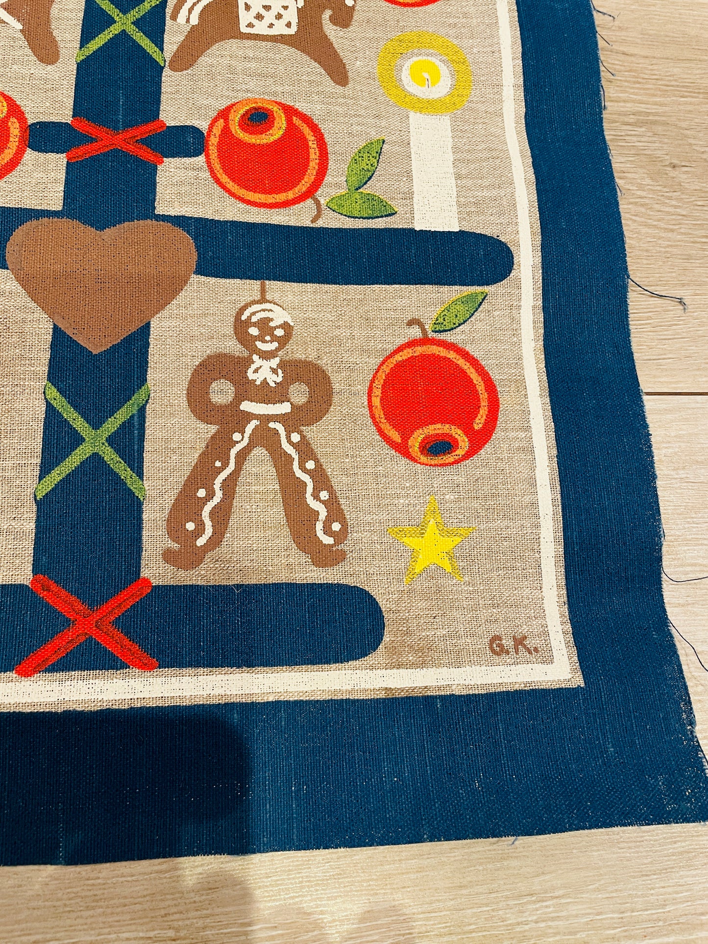 北欧のクリスマス/タペストリー/Papperkakor gubbe & gumma/キャンドルスタンドとペッパーコーカ