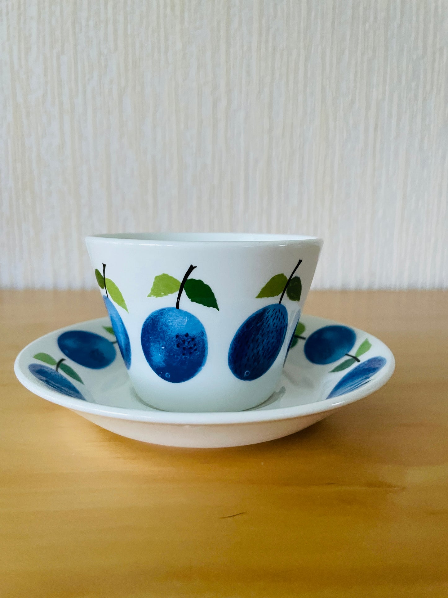 Gustavsberg/グスタフスベリStig Lindberg/ステイグリンドベリPrunusプルーヌスカップ&ソーサー