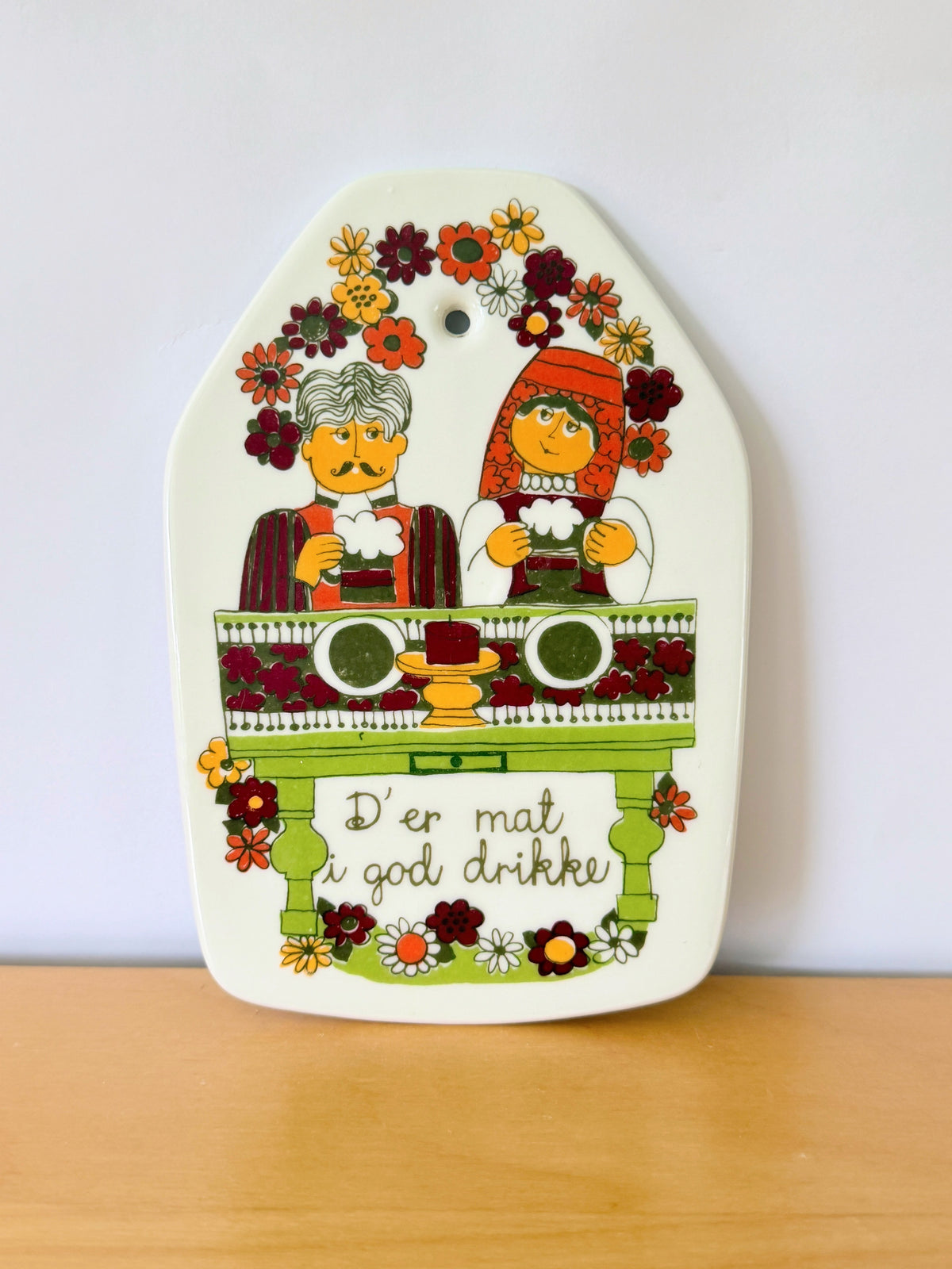 Figgio Flint Norway/フイッギオ/Turi-Design/Folklore/Turi Gramstad Oliv/カッテイングイングボード/小