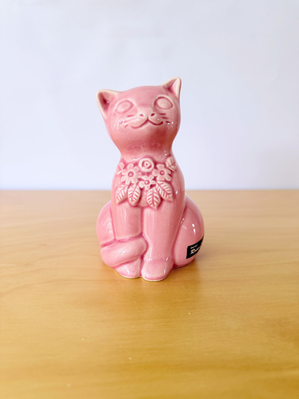 Deco/デコRosa Ljung/ローサユングピンクの猫ちゃん
