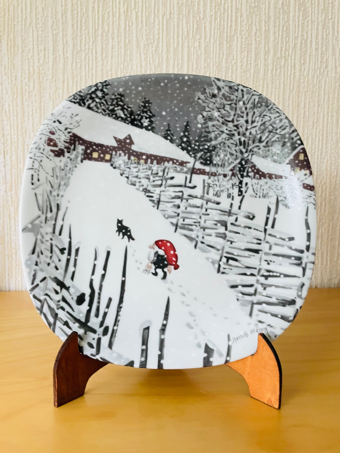 Guld Kroken/ゴールド.クローケン/Jul Tallrik/クリスマスプレート/Harald Wiberg/ハーラルド.ヴィーベリ/Tomten Jule i Snö/箱入り未使用品