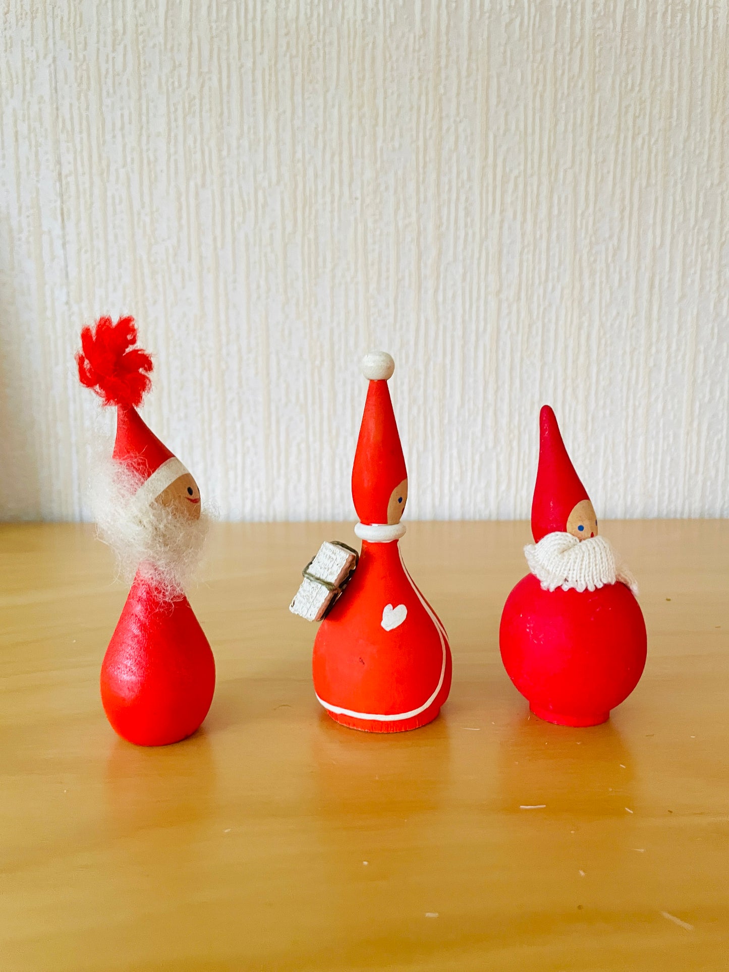 北欧のクリスマス/Svensk Hemslöjd//木製/可愛いトムテファミリー